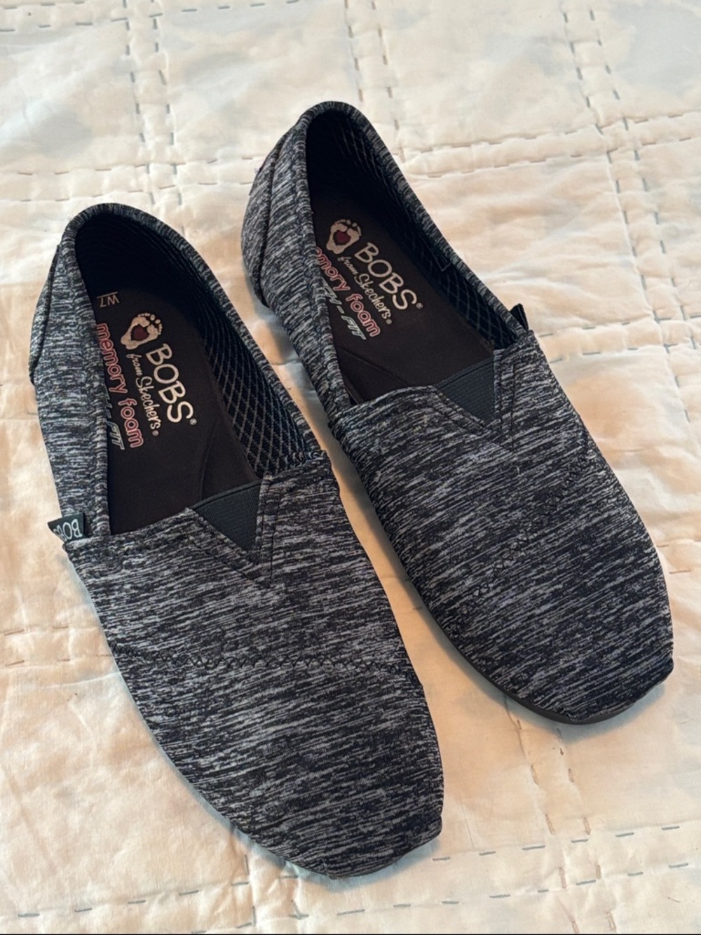 Skechers BOBS canvas slip-on shoes flats * sz 7 * black/gray * memory foam